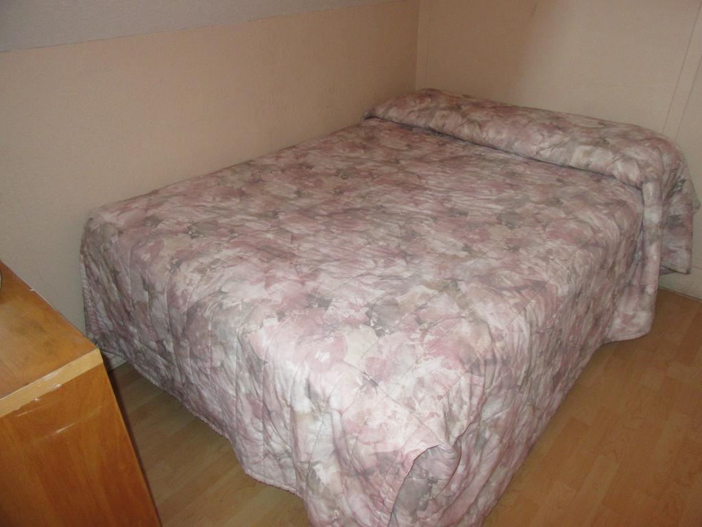 Turtle Hostel Виктория Екстериор снимка